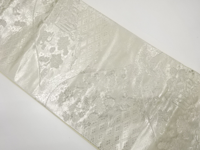 アンティーク　山並に御所車・秋草模様織り出し袋帯（着用可）